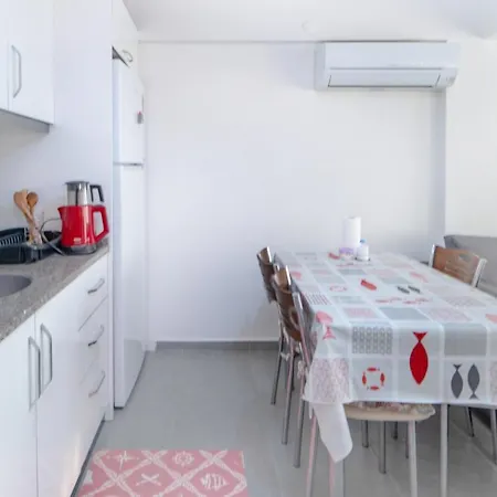 Apartment Vacation Flat W Pool Garden In Bodrum